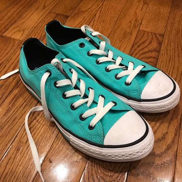 Converse size 5 - Picture 1 of 3